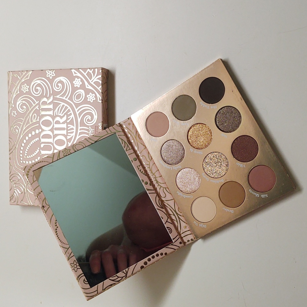 Colourpop Boudoir Noir Palette